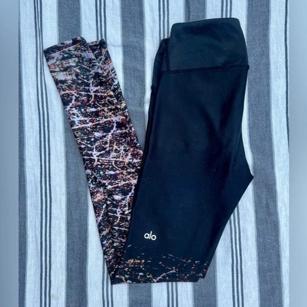 Alo Yoga City Lights Leggings Size XS